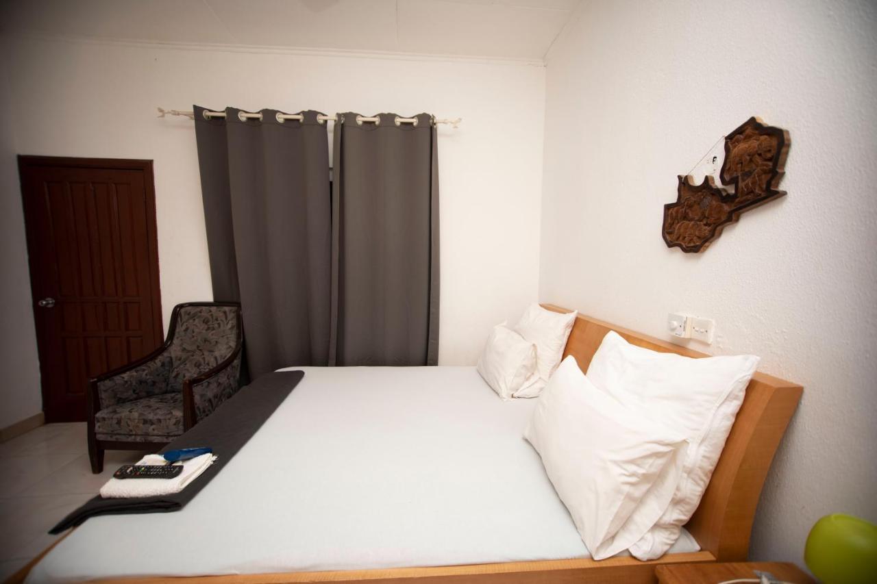Marysin Guest House Accra Extérieur photo